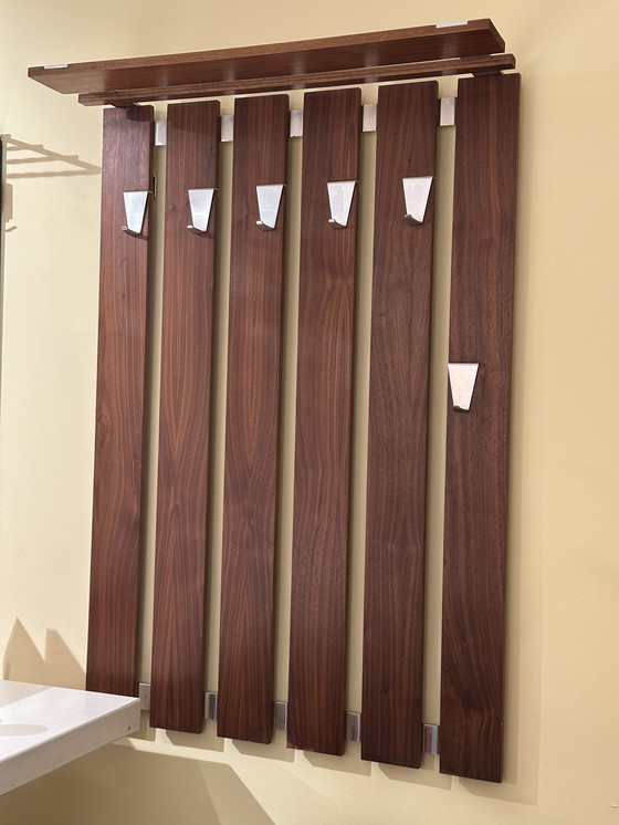 Image 1 of Porte-manteau vintage en teck et chrome
