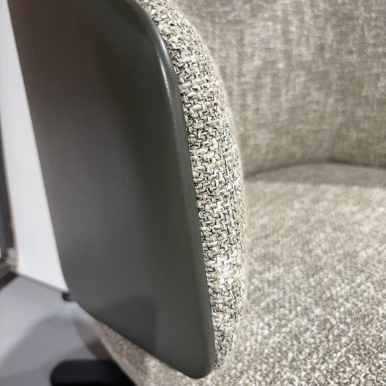 Image 1 of Montis Back me Up lounge fauteuil