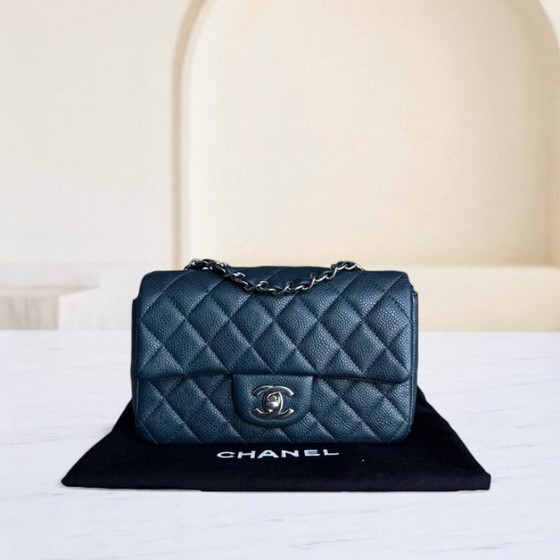 Image 1 of Chanel Classic Flap Mini - 20 cm Caviar Quilted Donkerblauw Groen Zilveren Hardware Serie 20