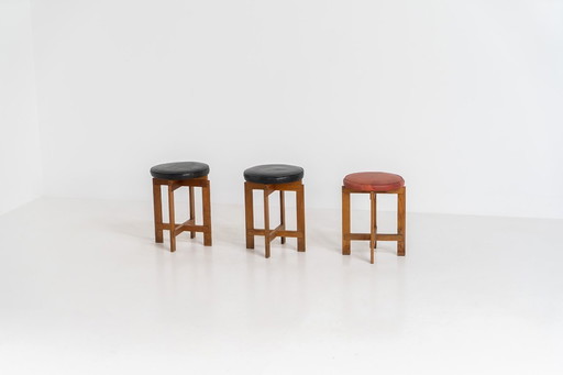 Sehr seltenes Hockerset von Uno & Östen Kristiansson für Luxus Vittsjö (Schweden, 1950er Jahre).