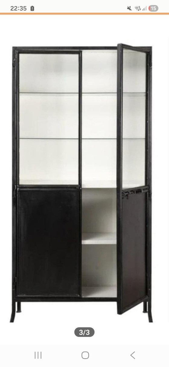 Image 1 of Metalen design vitrinekast. Zo goed als nieuw!