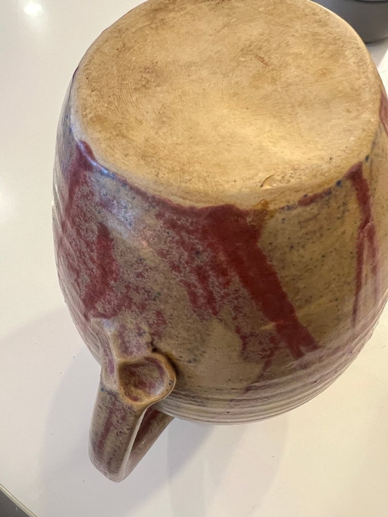 Image 1 of Een keramisch kunstwerk uit Mid Century met een sterk karakter: deze vintage kan uit de jaren 50/60 maakt indruk met zijn georga