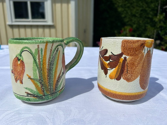 Image 1 of 2 tasses/mugs vintage en céramique des années 70 et 80, peints à la main