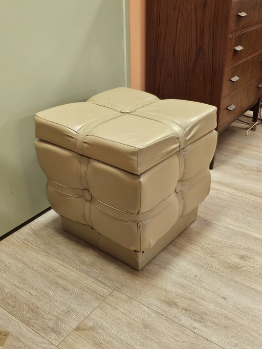 Pouf ottoman vintage avec rangement et repose-pieds, en similicuir beige taupe – hockers en poefs, Leather, Wood