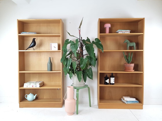 Image 1 of 2 Librerie d'epoca in rovere impiallacciato danese