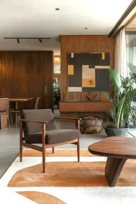 Image 1 of Gerestaureerde fauteuils uit de jaren 70, model M, chocoladebruin