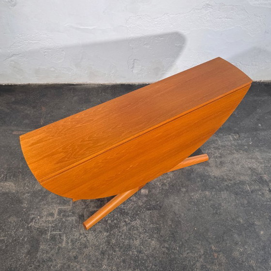Image 1 of Drop Leaf Round Dining Table, 1960s