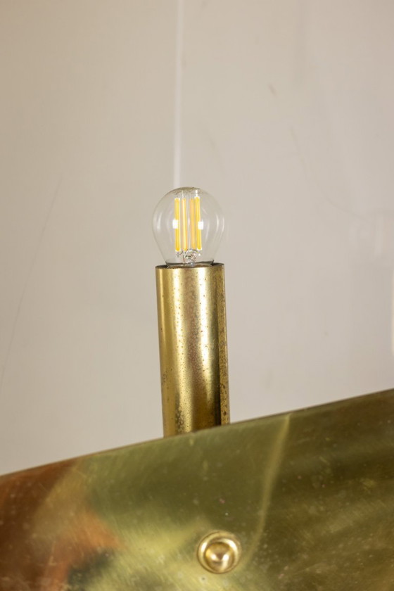 Image 1 of Giuseppe Calonaci, Staande lamp in gerookt gevouwen plexiglas. Jaren 70