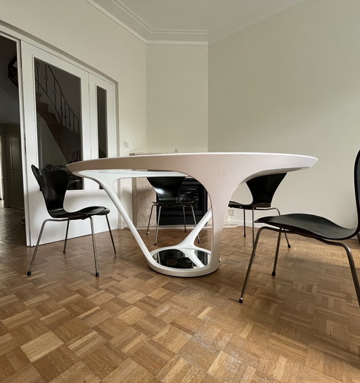 Ora Ito rochebobois eettafel