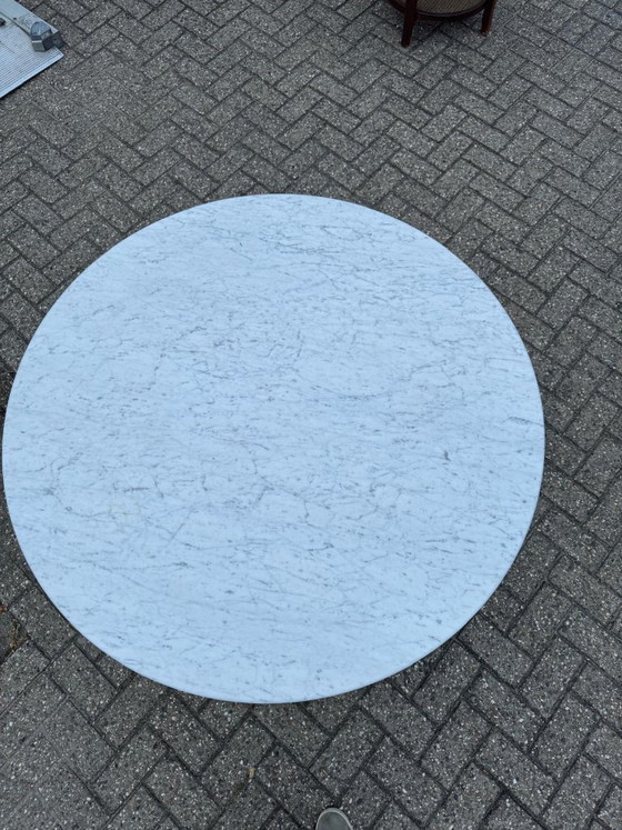 Image 1 of Luxury Round Dining Table – Solid White Carrara Marble with Black Column Base (Ø 110 cm)