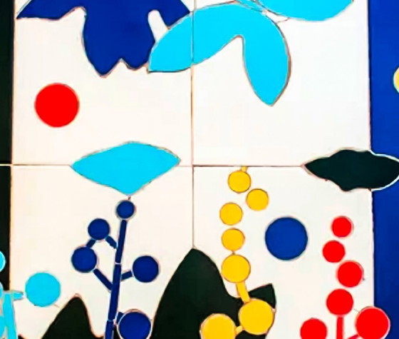 Image 1 of Floral mosaic artwork created using the trencadís style (Gaudí, Barcelona). Floral mosaic. Exclusive geometric mosaic.