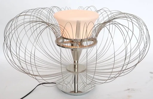 Lámpara de mesa Steel Flower de Luminara