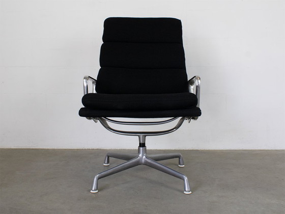 Image 1 of Herman Miller EA216 Fauteuil softpad design Charles Eames Vintage