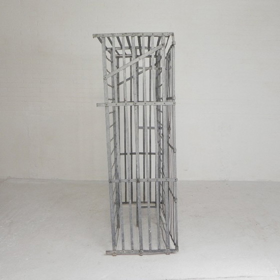 Image 1 of Casier à vin rigide Steel Fer pour 300 bouteilles, années 1950