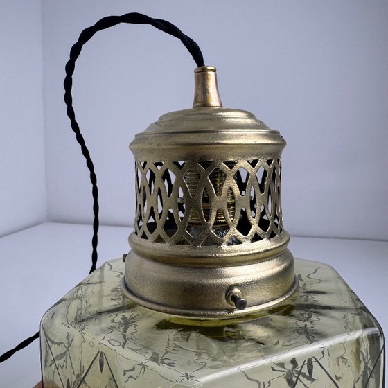 Image 1 of Lampadario a sospensione antico in vetro colorato stile Art Déco