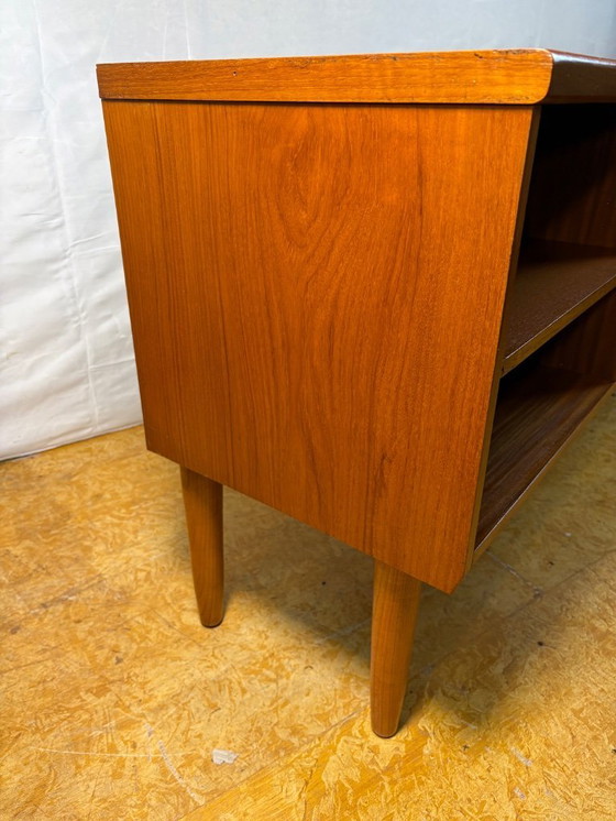Image 1 of Mid-Century Retro Vintage Teak Media Console / Dressoir van G Plan 1960 voor Vinylplaten • Deens design • Brits
