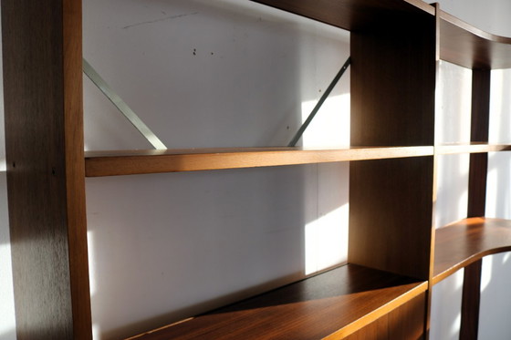 Image 1 of Mobiletto da parete/mobiletto angolare svedese d'epoca