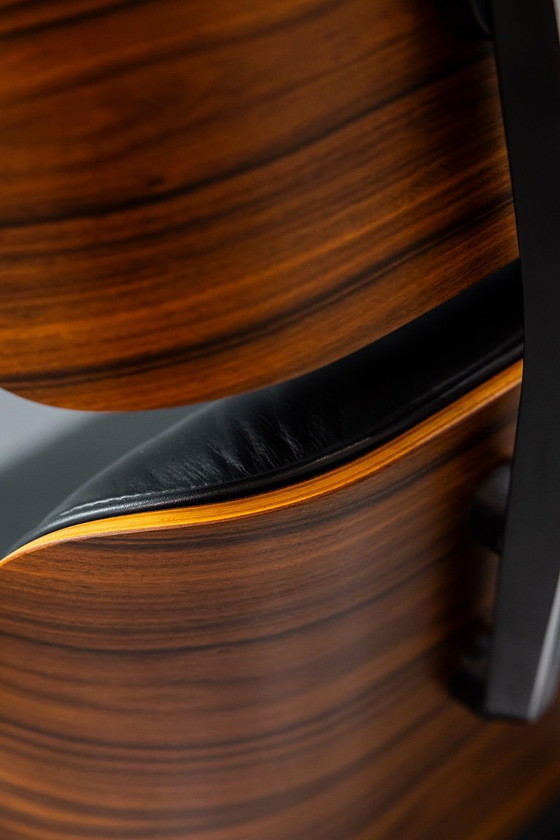 Image 1 of Eames loungestoel + voetenbank "jubileumeditie"