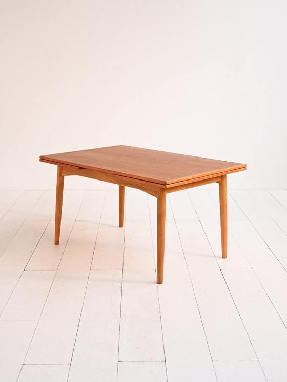 Image 1 of Extendable dining table in teak and oak, Danish design 1960s