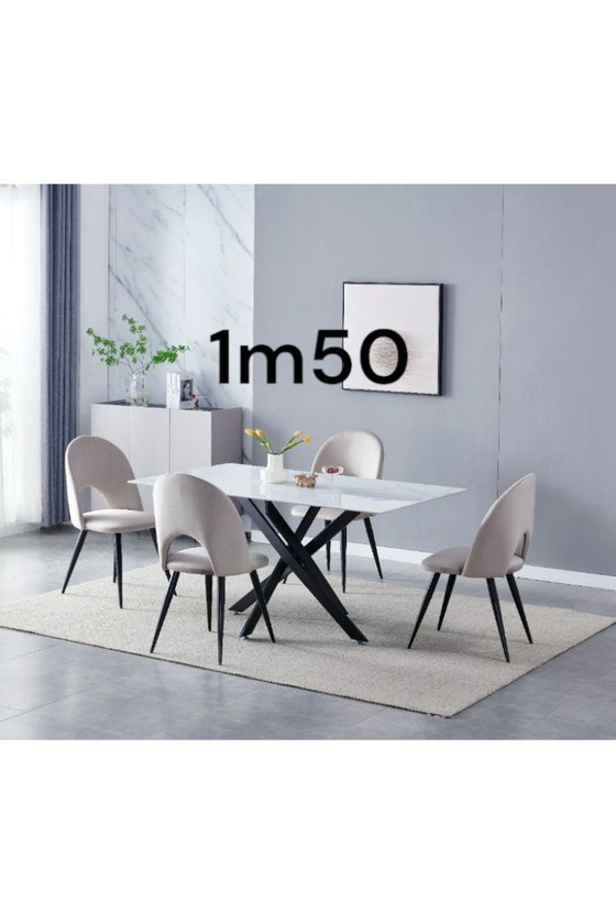 Image 1 of Mesa de comedor OLIVIA - Tablero efecto mármol y patas negras - 150 cm