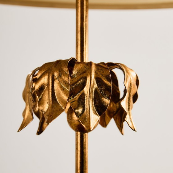 Image 1 of MK11245 Gold-painted table lamp