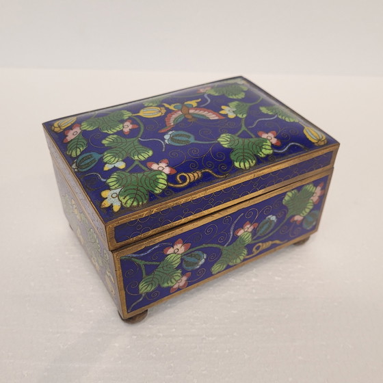 Image 1 of Caja / Joyero Con Esmaltado Cloisonné, Azul Lapislázuli, S. Xx – China