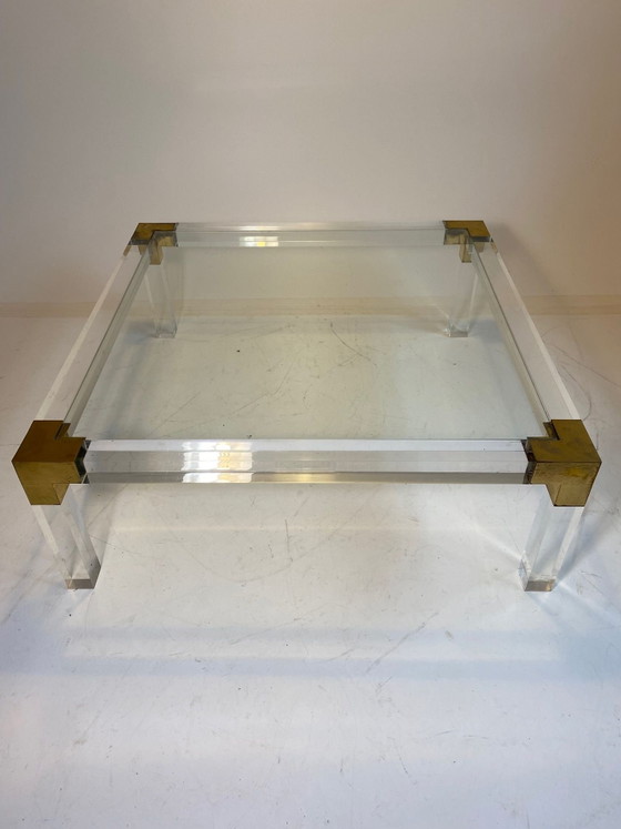 Hollywood Wood regency Couchtisch in Messing/ Lucite / Glas 70er, Couchtische, Plexiglas, Gold (Foto 7 von 7)