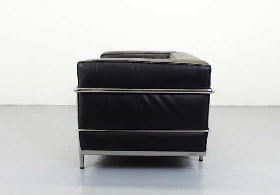 Image 1 of Lc3 Le Corbusier, Cassina, Charlotte Perriand lederen stoelstoelen