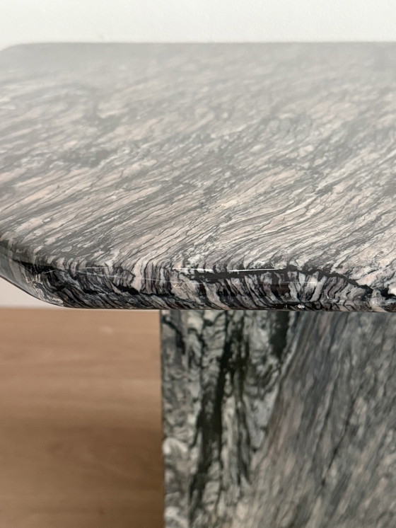 Image 1 of Tavolino laterale in marmo vintage