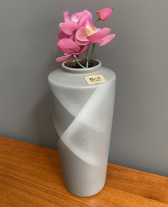 Image 1 of Modernist Vase by Bay  model 690 25 1970s WGP 