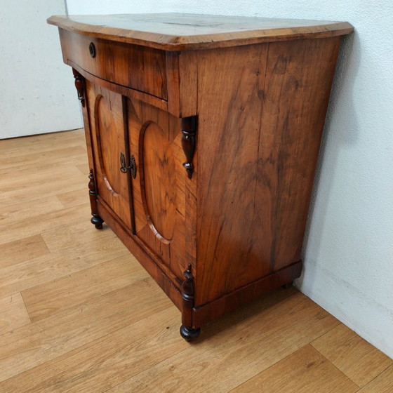 Image 1 of Antiker Schrank, Flurschrank, Kommode, Nussbaumfurnier