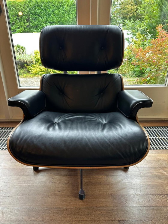 Vitra Eames Lounge Chair plus Ottoman WH:L – Poltrone, Leather, Wood (photo 8 of 13)