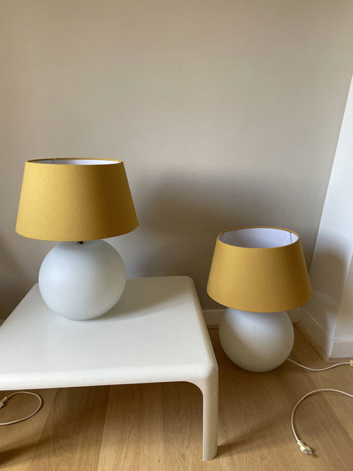 2x vintage bulb lamps