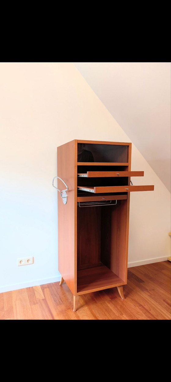 Vintage Calligaris Valet Stand / Herrendiener - Italian Design (1998) – Wardrobes, Wood (photo 6 of 9)