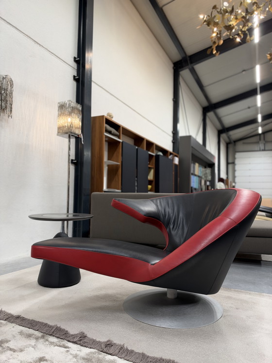 Leolux Parabolica Swivel Armchair black red leather, Modern (photo 12 of 12)