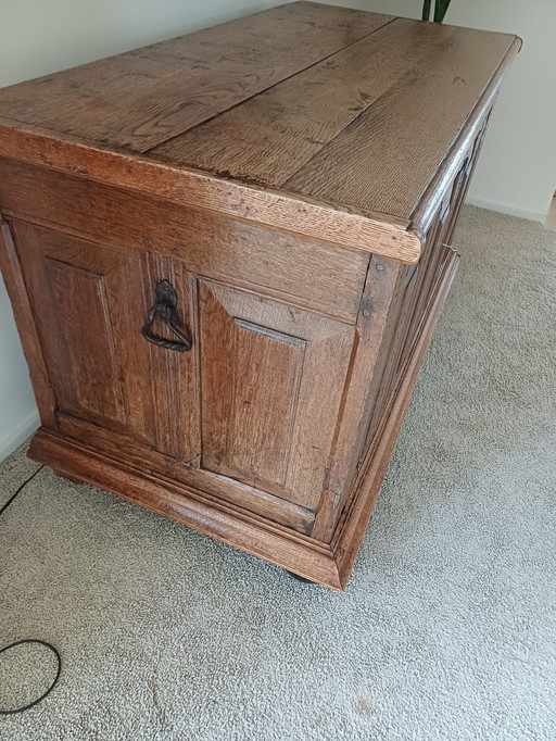 19e eeuwse Dekenkist