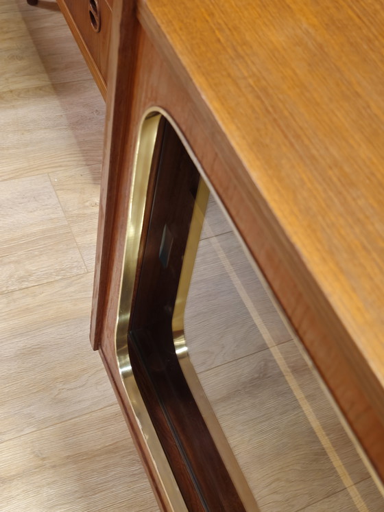 Image 1 of Vetrina vintage affascinante Vetrina vetrina Vetrina vetrina