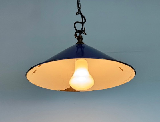 Image 1 of Lampada a sospensione industriale in smalto blu, anni '50