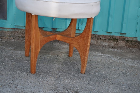 Mid-Century Danish Teak Ottoman by Kofod Larsen for G-Plan, 1960s, Footstools & poufs, Leather (photo 3 of 6)