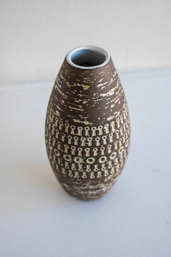Image 1 of Brutalist Scandinavian modernist ceramic vase by Mari Simmulson for Upsala Ekeby, Sweden, 1970s.