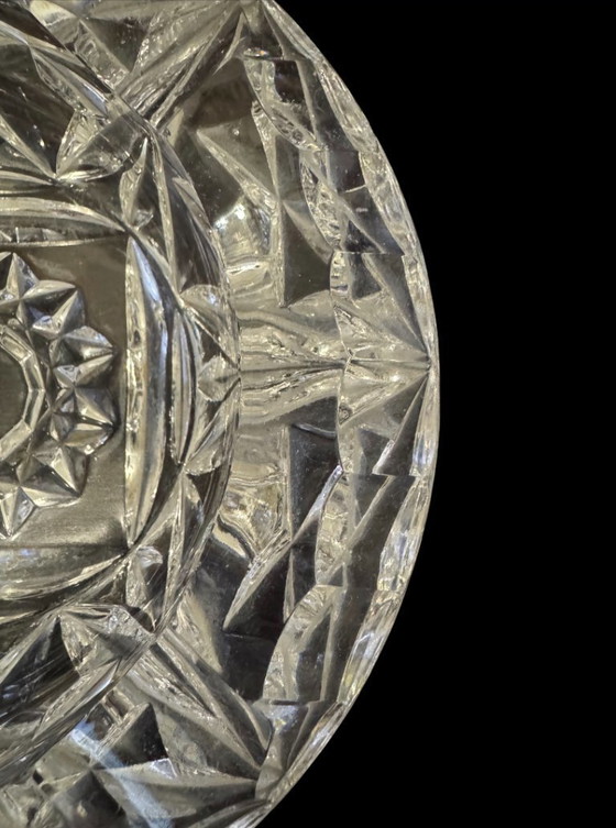 Image 1 of Asbak in bewerkt glas