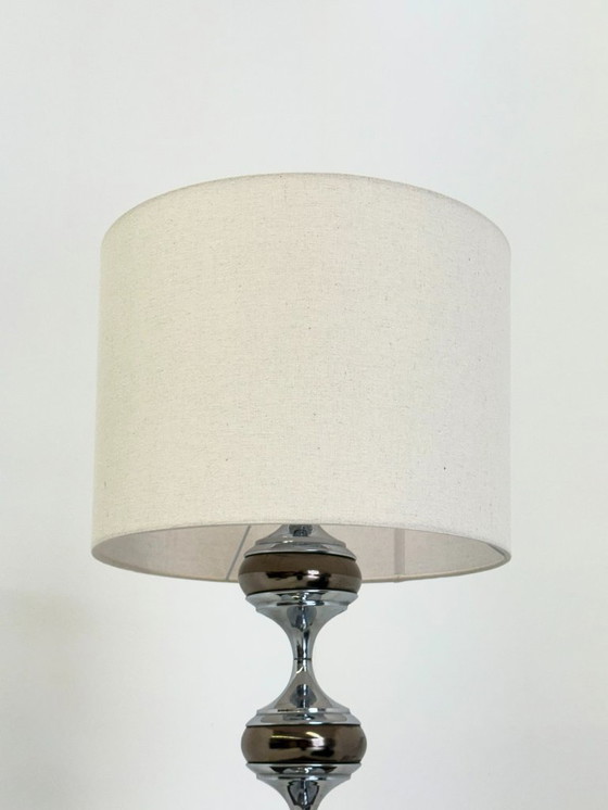 Image 1 of Space Age Tischlampe mit skulpturalem Chromfuß