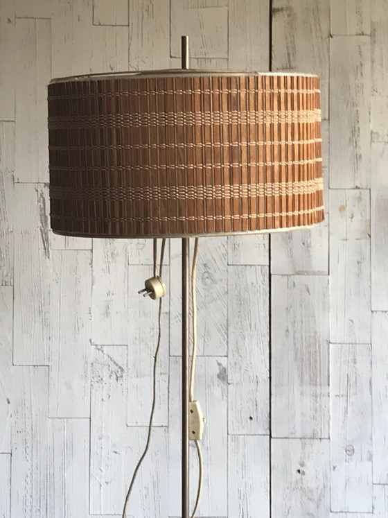 Lampada da Terra Mid-Century con Paralume in Legno, Anni '50 – Lampade da terra, Mid Century Modern (photo 4 of 5)