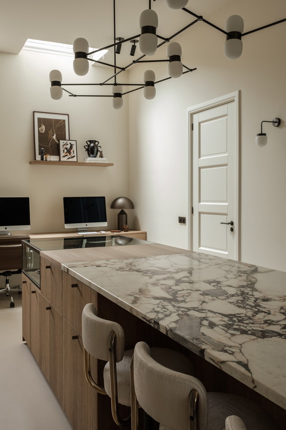 Image 1 of Contiene lámpara de araña bucólica de 10 bronce