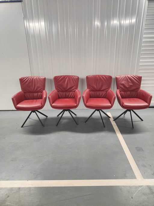 Set van 4 rood lederen  Bert Plantagie Eetkamerstoel Aida met arm Legere leer
