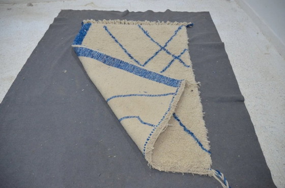 Image 1 of Luxury Beni Mrirt Rug Blue & Off-White – High Atlas Wool Handwoven (170 × 120 cm)