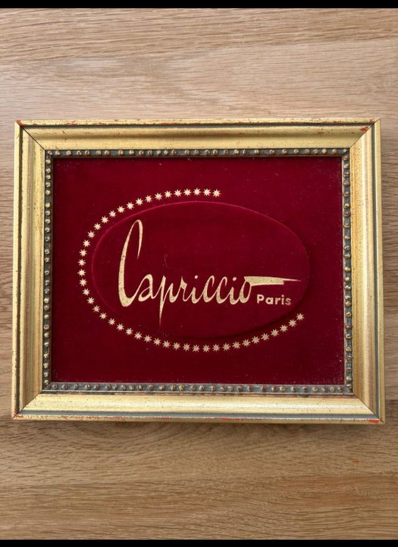 Insegna pubblicitaria vintage Capriccio Paris - 17x21 cm, Decorazioni murali, Carta, Velluto, Marrone (foto 2 di 7)
