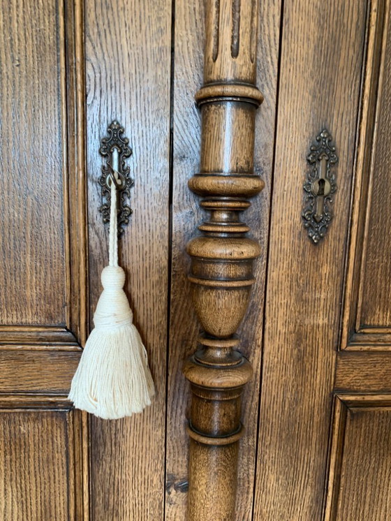 Image 1 of Antieke eiken hollandse vakmanschap kast bruin handgemaakt