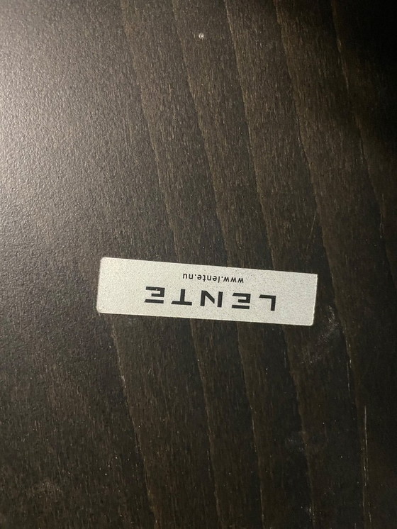 Image 1 of Ein Paar minimalistische Lounge-Sessel aus gebogenem Sperrholz