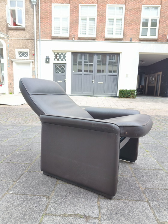 Image 1 of 2 Vintage desede De Sede Svizzera collo pelle ds50 DS 50 poltrone e hocker marrone scuro